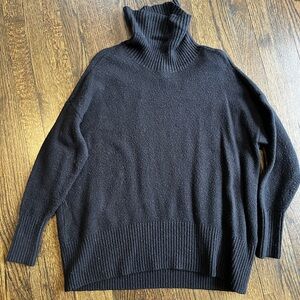 Everyday Classic Cozy Black Turtleneck Sweater